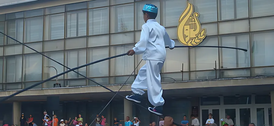 Канатоходцы в Менделеевске