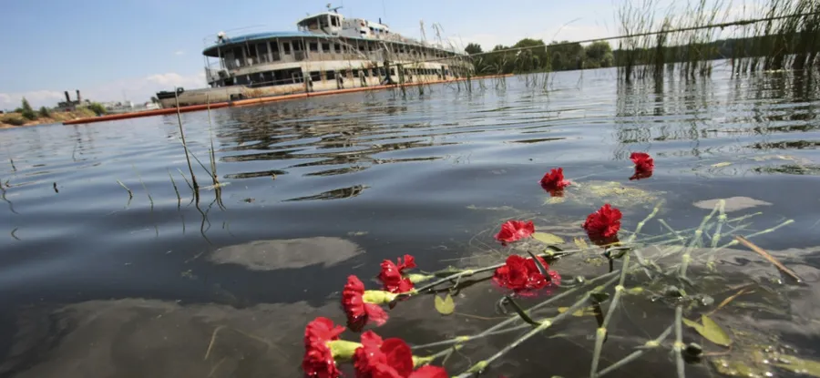 Во вторник в Татарстане объявлен траур по погибшим при крушении теплохода "Булгария"