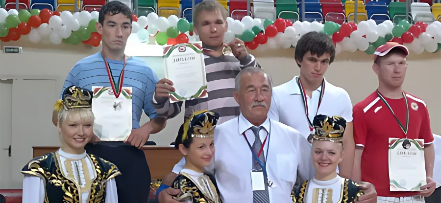 Менделеевские борцы на поясах - среди сильнейших