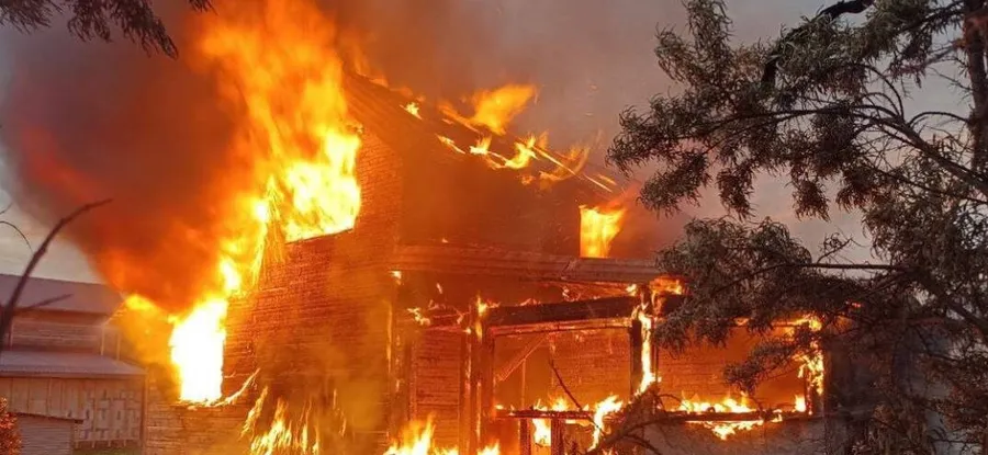 Пожар унес жизни 4-х человек