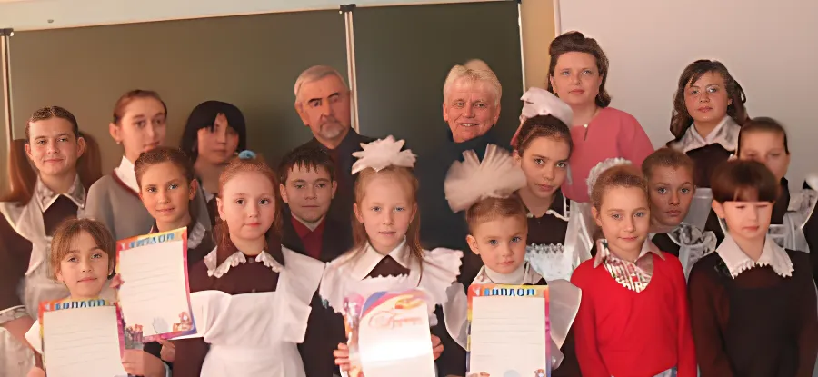 Край родной, ты дорог с детства