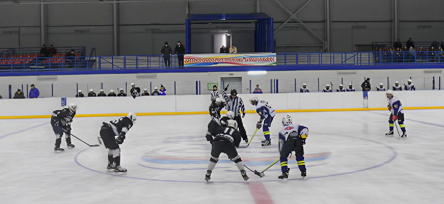 В Менделеевске прошел 3-й этап соревнований «Золотая шайба»