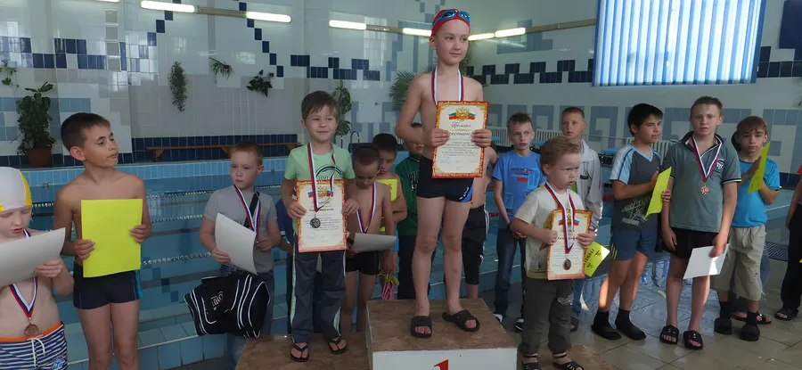 В бассейне "Нептун" состоялись итоговые соревнования воспитанников