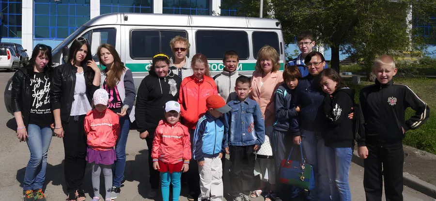 Праздник для детей от шефов