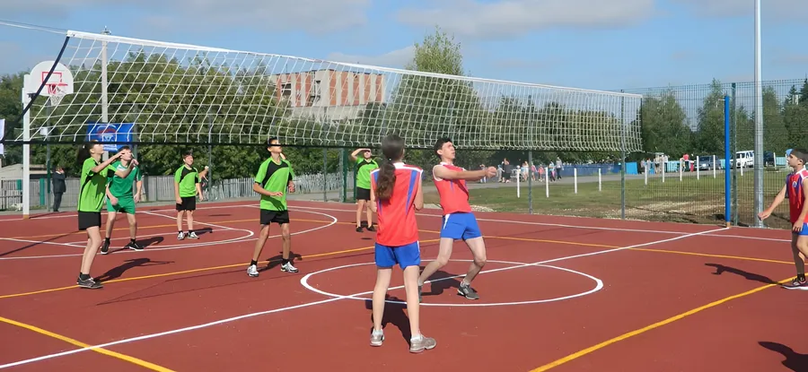 Открытие спортивной площадки в Тихоново