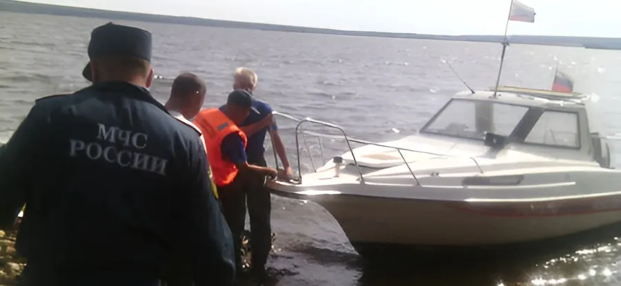 На Каме возле Менделеевска спасли двух рыбаков