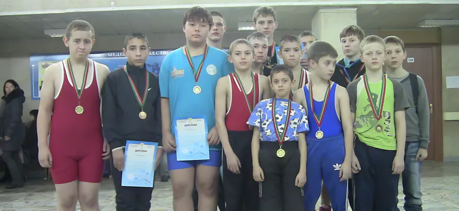Командное месту по вольной борьбе - у наших ребят!