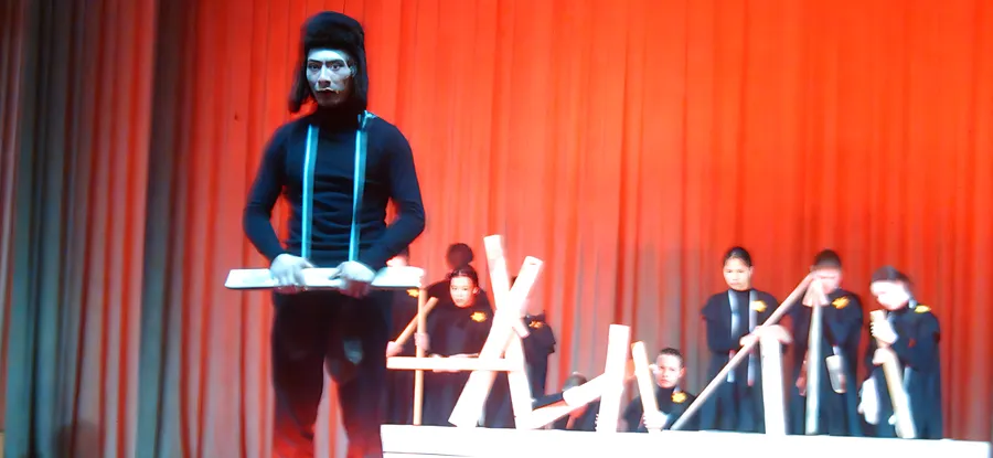 «Сто недетских рассказов о войне»