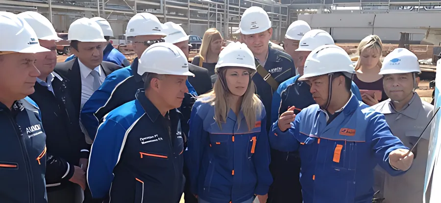 Рустам Миниханов посетил ОАО "Аммоний" в Менделеевске