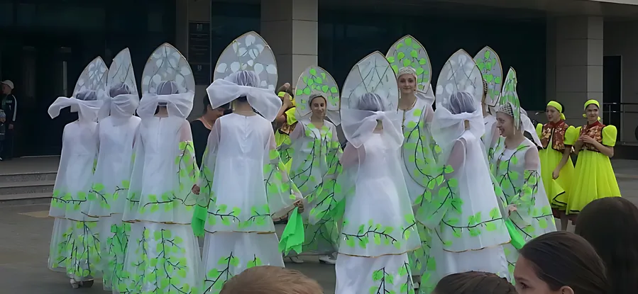 В Менделеевске прошёл праздник Троицы