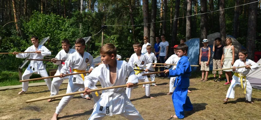 Спортсмены Менделеевска набрались сил в спортивно-оздоровительном палаточном лагере