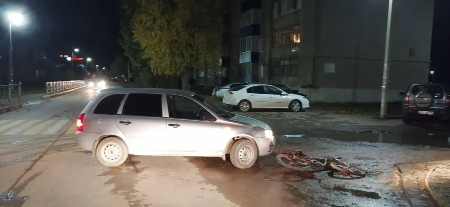 Мужчина на «Калине» совершил наезд на велосипедиста