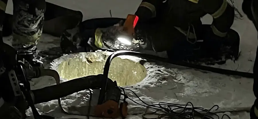 По факту гибели двух детей в открытом колодце двое фигурантов отправлены под домашний арест