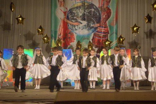 Выступление ансабля Шаян