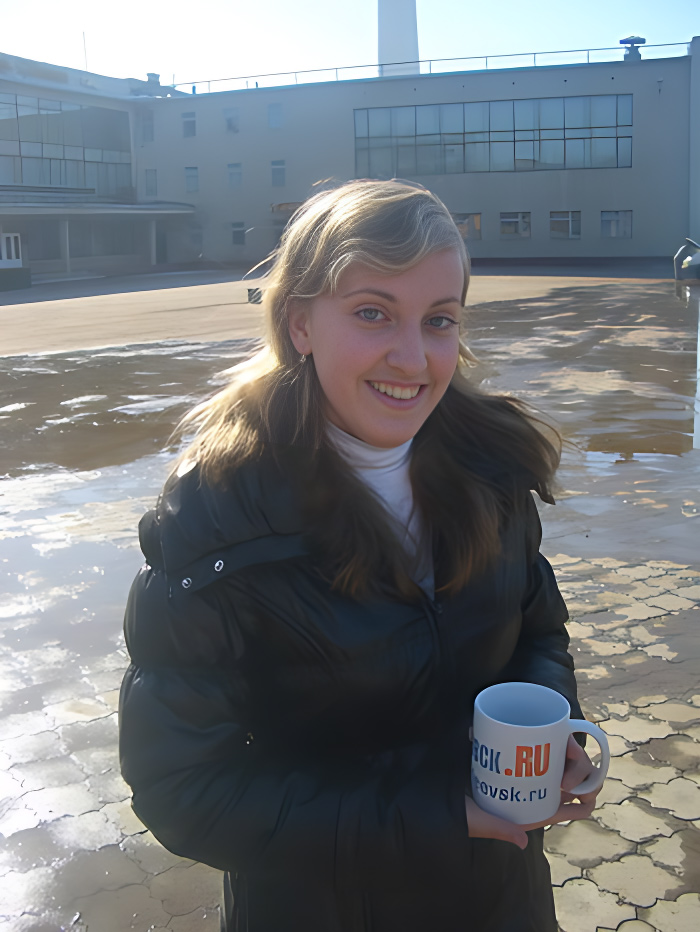 Наша победительница с призом