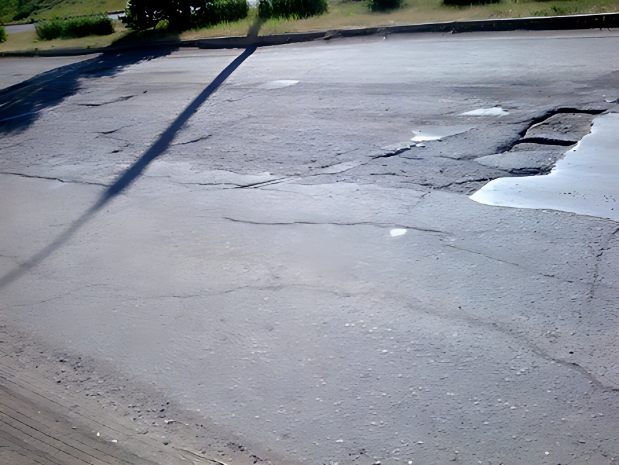 Хочется верить, что в Менделеевске только одна проблема - дороги.