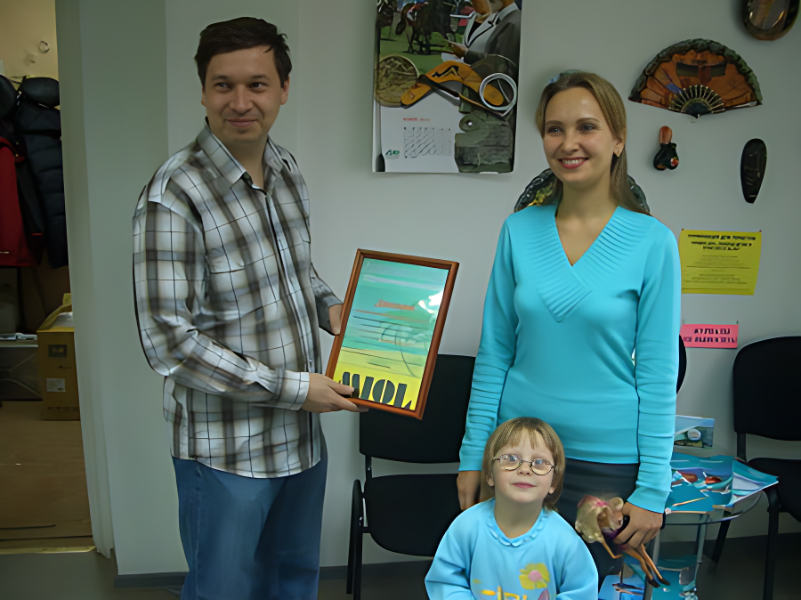 Елена получает приз