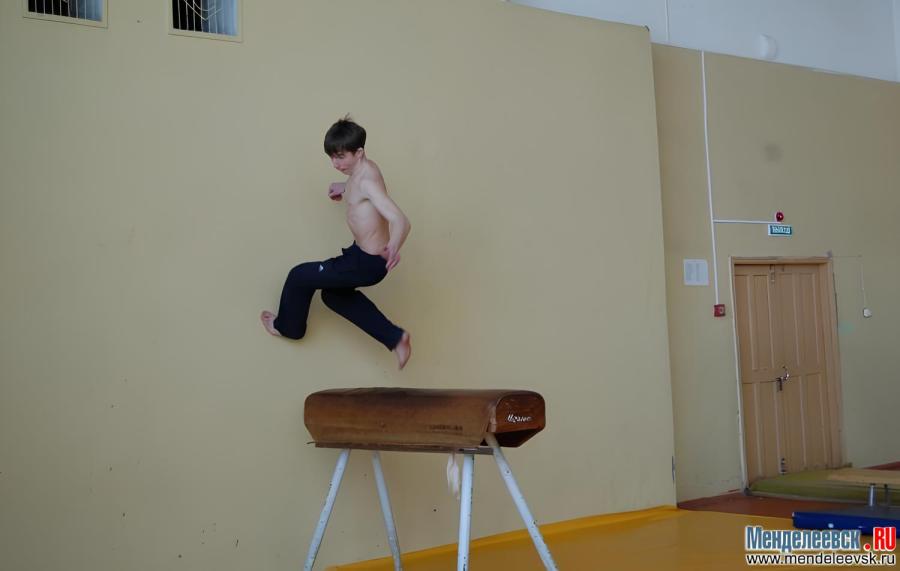 Паркур есть и в Менделеевске