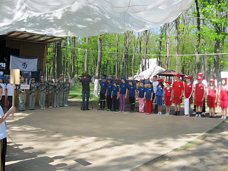 Команда приюта "Камские Зори" на линейке
