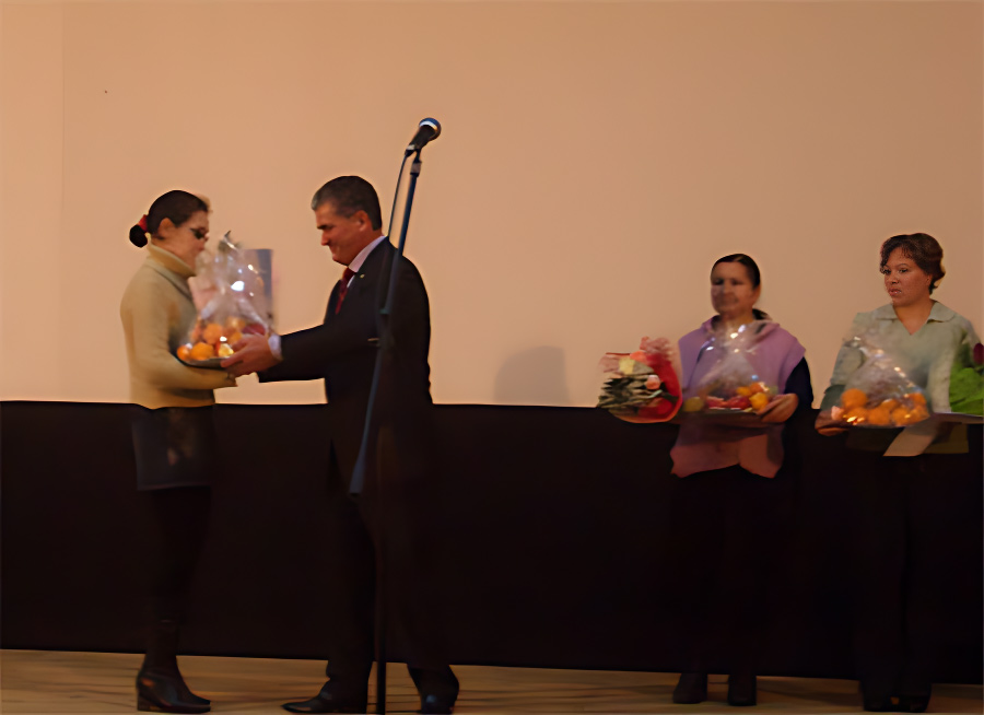 Поздравление многодетных мам