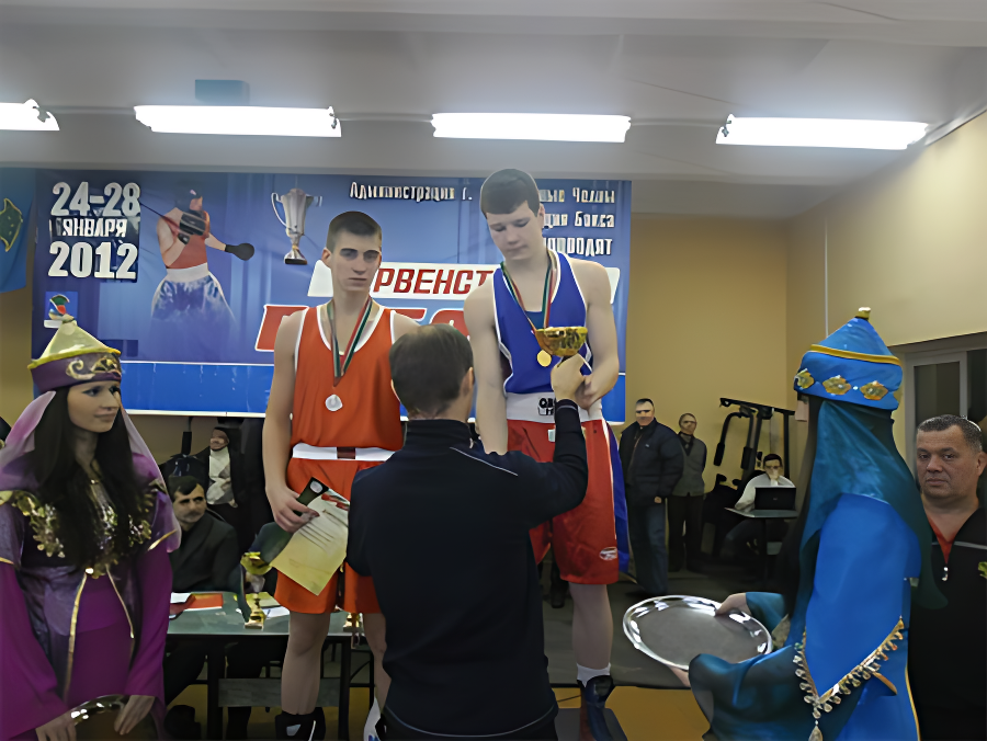 представитель Менделеевска - на пьедестале почета