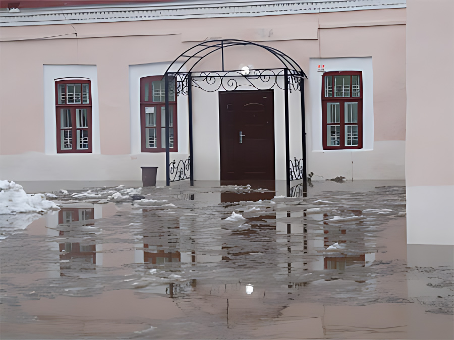 Затоплен 1 этаж музея