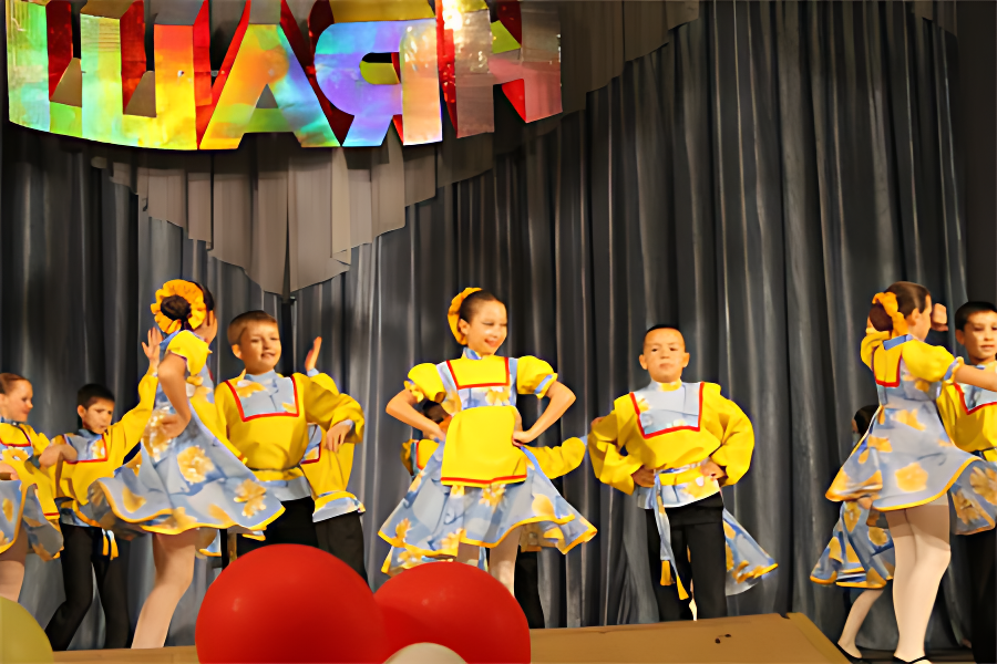 танец "Полянка"