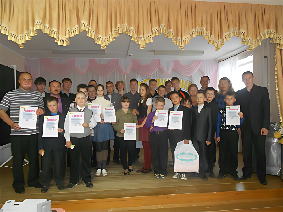 Менделеевск. ЦДТ. Участники слета технического творчества