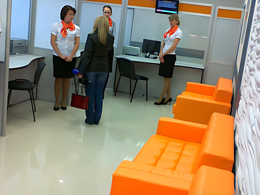 Менделеевский МФЦ. Интересно, а эти девушки постоянно тут работать будут, или на открытии только )