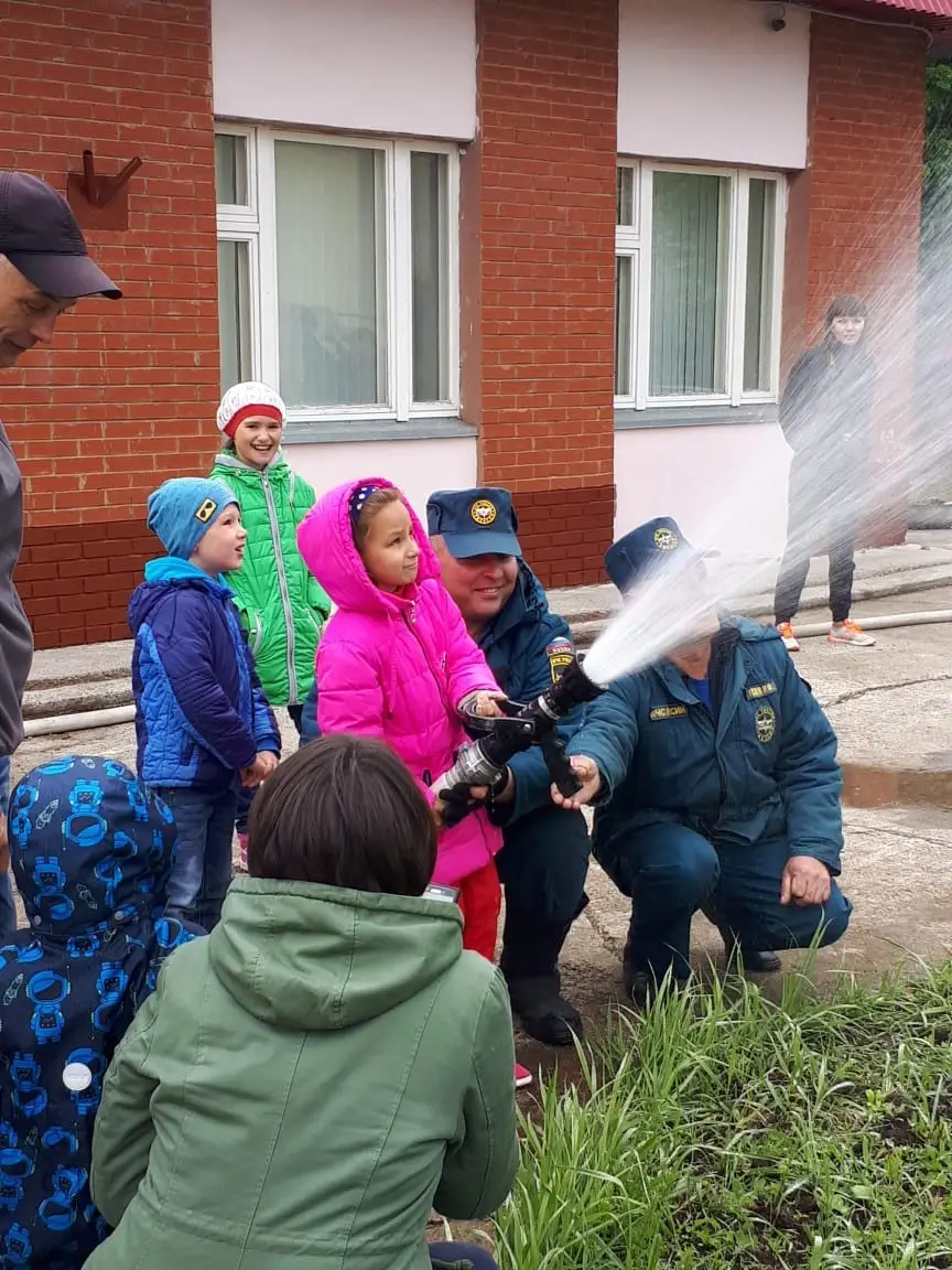 Работники пожарной части №26 провели мероприятие для детей