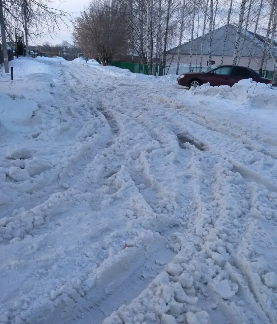 Вот такие снежные горы в Менделеевске