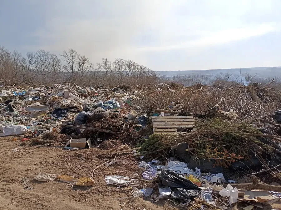 Мусор после субботников в Менделеевске везут на несанкционированные свалки