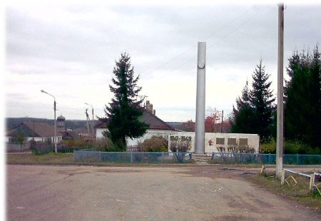 Центральная площадь Село Тихоново, Менделеевский район